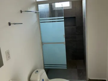 Departamento en renta en Vía Cordillera, Santa Catarina, Nuevo León