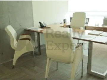 Oficina en venta en Haciendas de la Sierra, San Pedro Garza García, Nuevo León