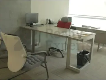 Oficina en venta en Haciendas de la Sierra, San Pedro Garza García, Nuevo León