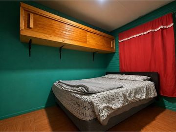 Vendo casa con Local Comercial - Los Angeles