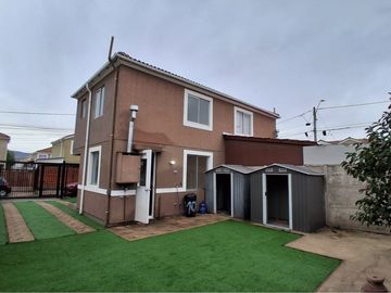 Casa de 3 dormitorios en Buin
