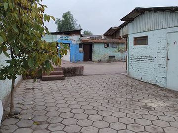 SITIO INDUSTRIAL, BUENA UBICACIÓN Y MUY VERSÁTIL