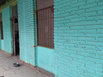 SITIO INDUSTRIAL, BUENA UBICACIÓN Y MUY VERSÁTIL