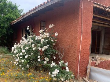 TRANQUE LO OVALLE MEJOR SECTOR DE CASABLANCA VENDO PARCELA CON CASA