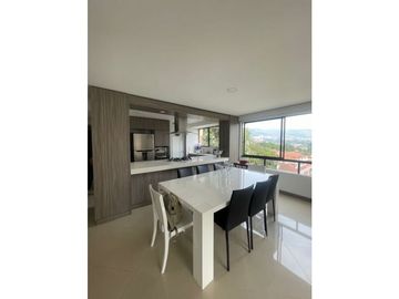Apartamento para Arriendo Amoblado en Poblado Milla de Oro
