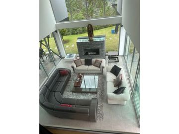 Casa para Arriendo amoblado en el Retiro con Piscina