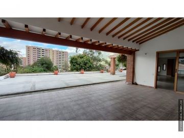 Casa para Arriendo en Envigado Parte Alta