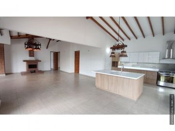 Casa para Arriendo en Envigado Parte Alta