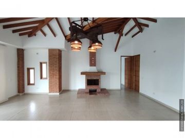 Casa para Arriendo en Envigado Parte Alta