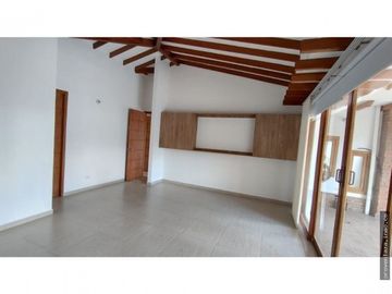 Casa para Arriendo en Envigado Parte Alta