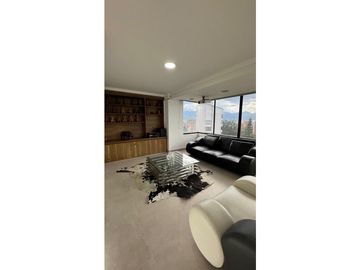 Apartamento Amoblado en Arriendo en Poblado sector Los Balsos