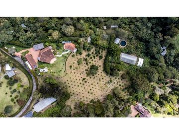 Casa para la Renta en el Retiro la Fe