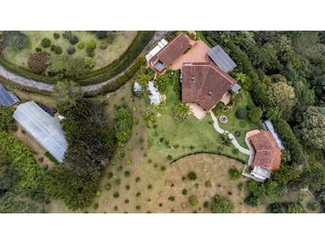 Casa para la Renta en el Retiro la Fe