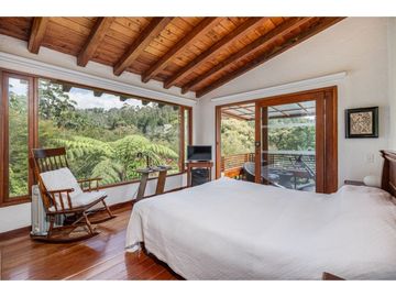 Casa para la Renta en el Retiro la Fe