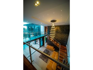 Casa para Arriendo Amoblado en el Poblado