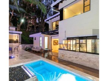 Casa en Arriendo Amoblada en Medellín El Poblado Balsos