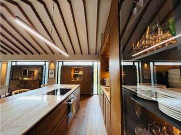 Casa en Arriendo Amoblado en Alto de Las Palmas