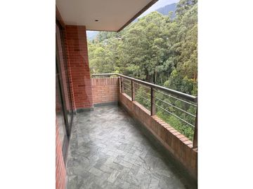 Apartamento en Arriendo en el Poblado sector La Calera