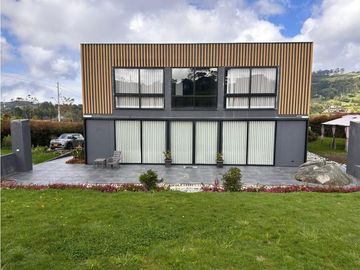 Casa en Arriendo en Alto de las Palmas