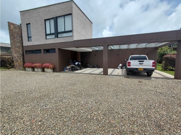 Casa en Arriendo en Alto de las Palmas