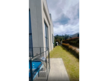 Casa en Arriendo en Loma del Escobero