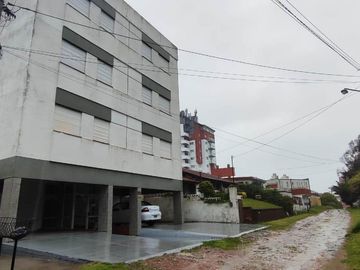 VENTA DEPARTAMENTO DOS AMBIENTES VILLA GESELL CON COCHERA
