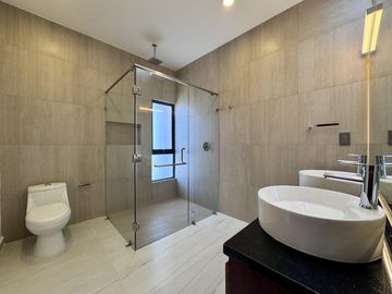 Casa Nueva en Venta Lomas del Dorado