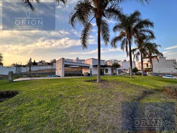 Casa renta Queretaro cerca Univ Tec Milenio Colegio Celta junto Tejeda