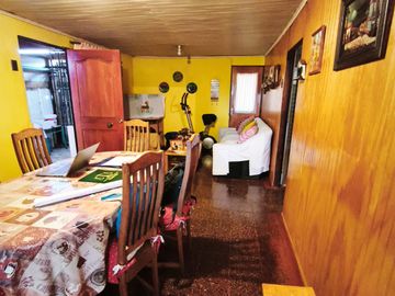 PTE ALTO SARGENTO MENADIER PROPIEDAD COMERCIAL 2PRIV SALA