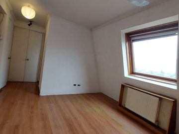 ARRIENDO AMPLIO 1 D 2 BAÑOS ESTACIONAMIENTO PROVIDENCIA
