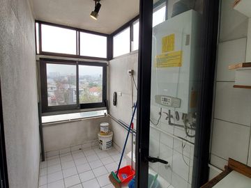 ARRIENDO AMPLIO 1 D 2 BAÑOS ESTACIONAMIENTO PROVIDENCIA