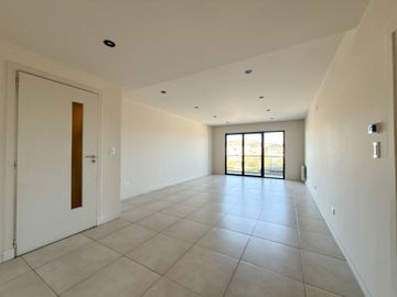 DEPARTAMENTO 2 DORMITORIOS VENTA TANDIL SUM