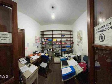 VENTA CASA 6 DORM B°CENTRO