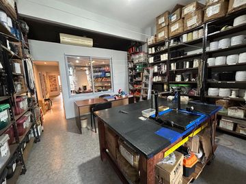 VENTA OFICINA EN BALVANERA