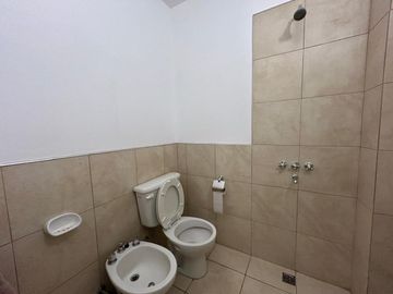 VENTA OFICINA EN BALVANERA