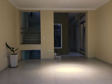 VENTA DPTO 1 DORMITORIO Y COCHERA , QUINTA SECCION