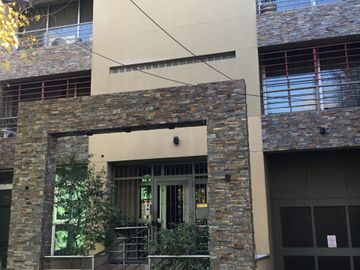 VENTA DPTO 2 DORMITORIOS Y COCHERA QUINTA SECCION