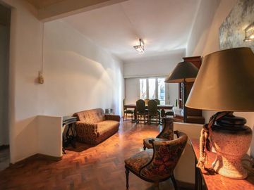 Venta 4 ambientes c/balcón, de época. Belgrano R