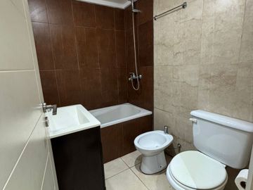 VENTA MONOAMBIENTE EN LOMAS DE ZAMORA LUMINOSO