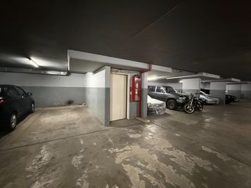 VENTA COCHERA FIJA  CUBIERTA VILLA DEVOTO