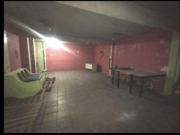 CASA EN VENTA 4 AMBIENTES COCHERA LOMAS DE ZAMORA