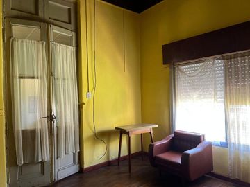 CASA 3 AMB VENTA EN BANBIELD CON JARDÍN Y COCHERA