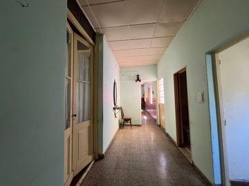 CASA 3 AMB VENTA EN BANBIELD CON JARDÍN Y COCHERA