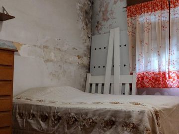 VENTA CASA MULTIFAMILIAR 5 AMB. A/C VILLA ADELINA