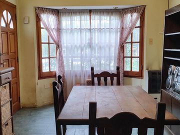 VENTA CASA MULTIFAMILIAR 5 AMB. A/C VILLA ADELINA