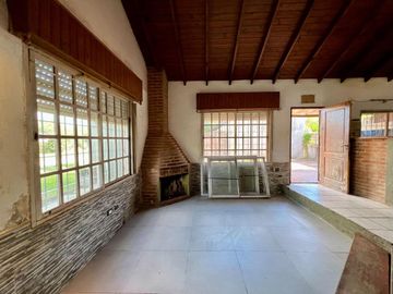 VENTA Casa en Lote propio 3 amb +  dpto Villa Rosa