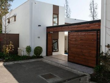 Casa en arriendo  en PEÑALOLÉN