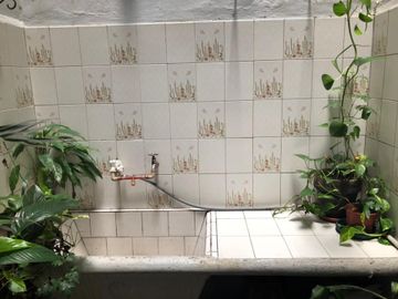 VENTA FLORES DEPARTAMENTO 3 AMBIENTES PATIO