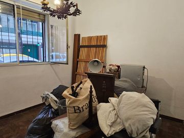 VENTA FLORES DEPARTAMENTO 3 AMBIENTES PATIO
