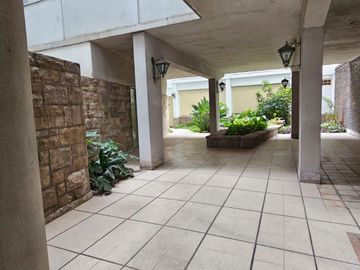 VENTA FLORES DEPARTAMENTO 3 AMBIENTES PATIO